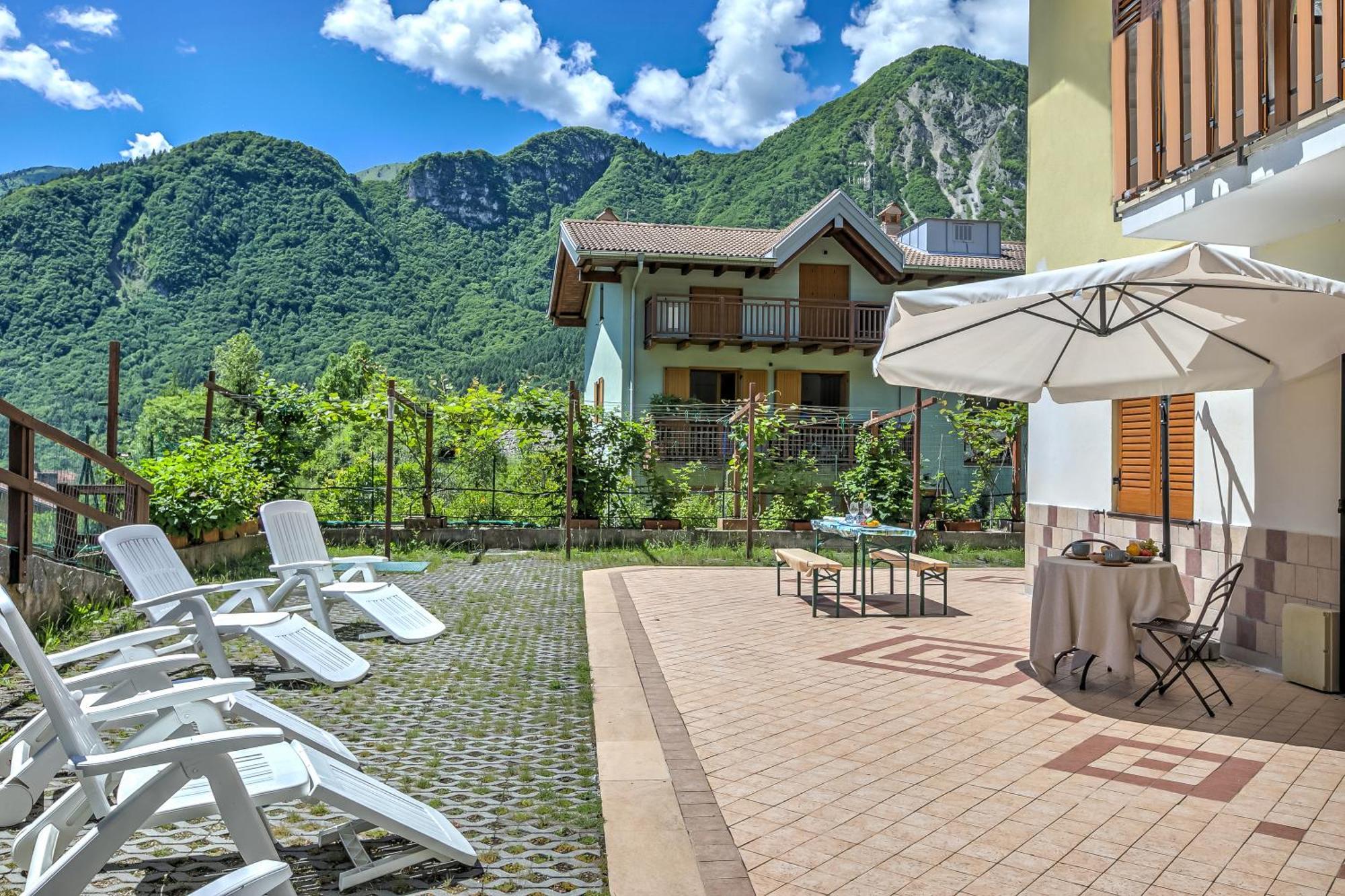 Il Giardino In Montagna Family Friendly- Happy Rentals Tenno Kültér fotó